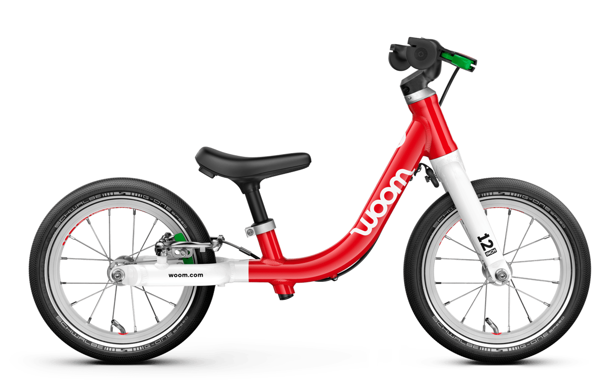 Red woom children's balance bike